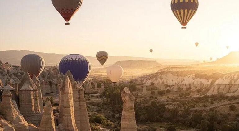 Go Türkiye mini dizisi devam ediyor: Sinem Ünsal ve Ozan Akbaba Kapadokya’da