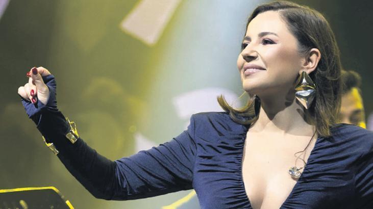 Köy okulları için kitap toplayacak