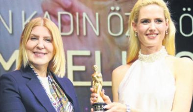 Lider kadınlar ödüllendirildi