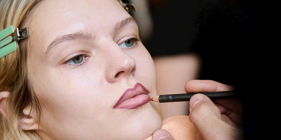  Dudak Kontürü Yeniden Yazılıyor