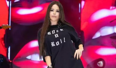 Simge’den zirve hamlesi