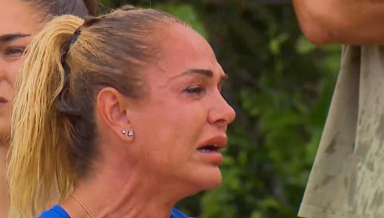 Survivorda gözyaşları eksik olmuyor Linadan Nagihan Karadereye şok sözler