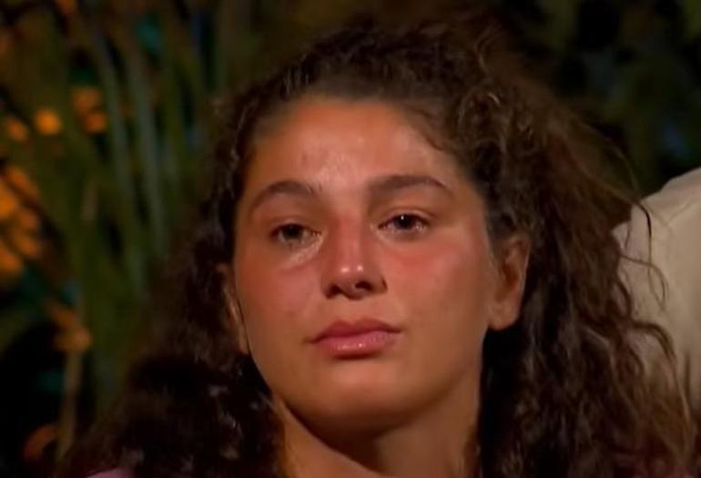 Survivorda Seren Ay Çetin diskalifiye mi oldu Gözyaşlarına boğuldu: Yarışmayı bırakmak istiyorum