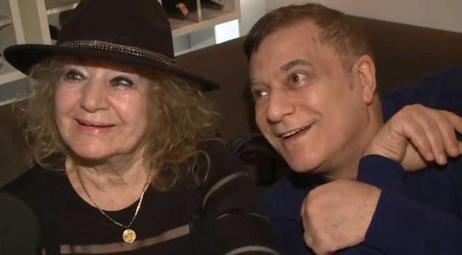 'Bizi üvey babaya ezdirdi' demişti! Mehmet Ali Erbil'in annesi hayatını kaybetti!