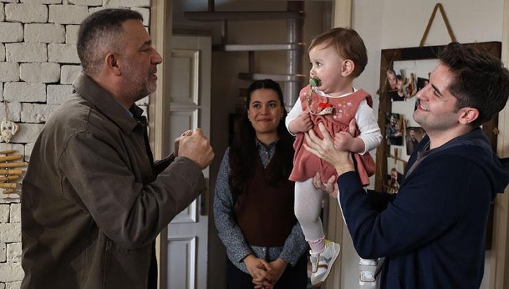 Aksiyonun ortasında bir gülüş! Arka Sokaklar’da neşe var