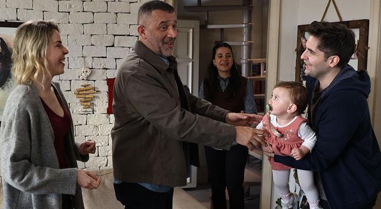 Aksiyonun ortasında bir gülüş Arka Sokaklar’da neşe var