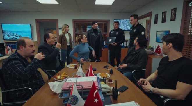 Arka Sokaklar'dan 'Lavaş Çetesi' göndermesi!