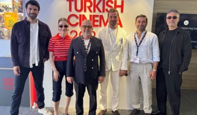 Cannes’da Türkiye standı yoğun ilgi gördü! Ünlü oyuncular sektör devleriyle buluştu
