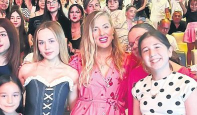 Çocuklara sinemada bayram sürprizi