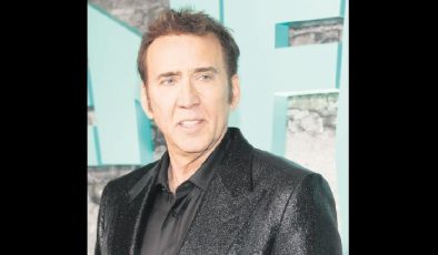 ‘Aile soyadımı resmen attım’