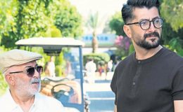 Sinema filmiyle geri dönüyor