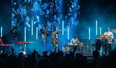 Antalya’da caz rüzgârı! Kenny Garrett sahneye damga vurdu