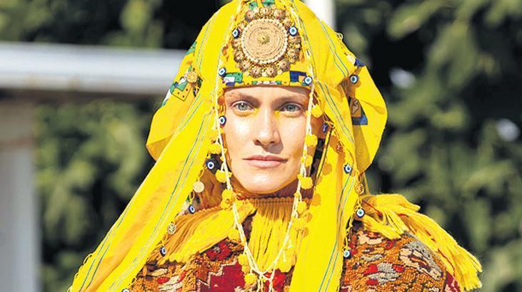 Antalya’da moda şov