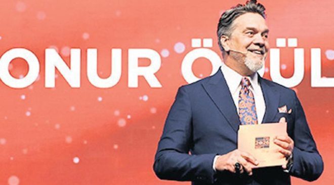 Beyazıt Öztürk iş kuralını açıkladı