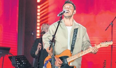 Buray Samsun’da sahne aldı