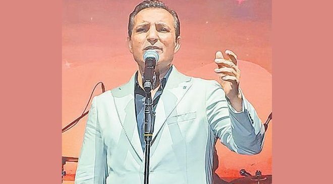 Dansı yine konuşuldu