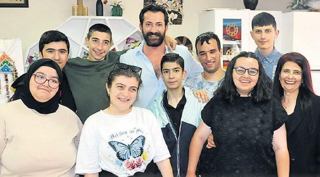 ‘Çocukken vali olmak isterdim’