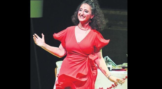 ‘Kara Kız’ yaz turnesine çıkıyor!