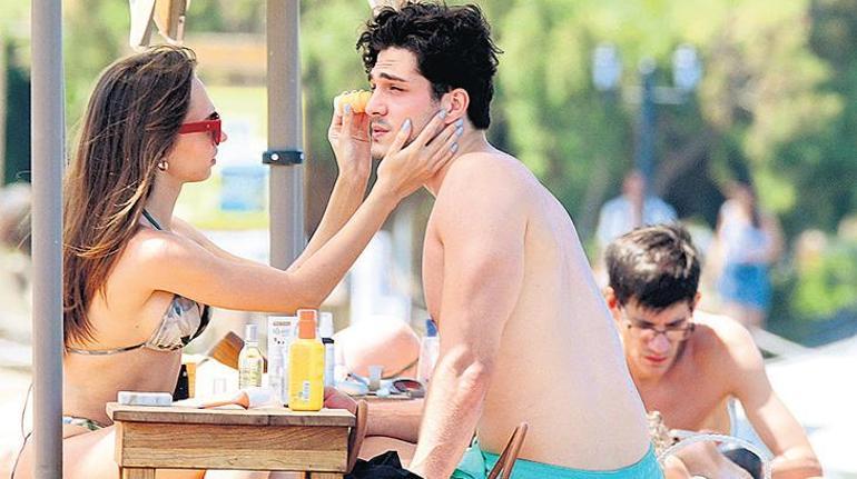 Kumsalda romantizm rüzgârı esti