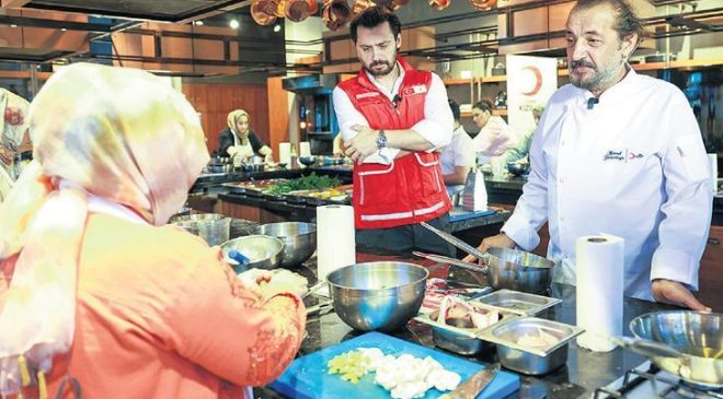 Mutfak eğitimi aldılar
