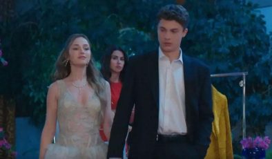 ‘Daha 17’de ‘Toz Pembe’ aşk oyunu
