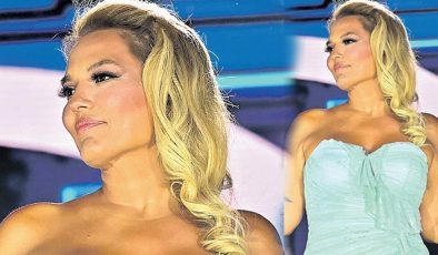 Hayranlarıyla söyledi