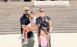 Seda Bakan ailesiyle Anıtkabir’e gitti