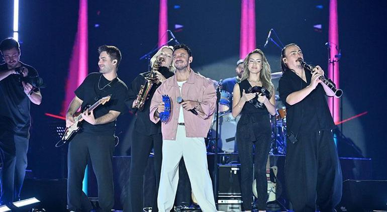 Vanda Buray rüzgarı esti Festival konserine yoğun ilgi